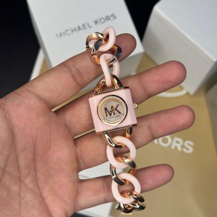 Michael Kors Watch in Nagpur at Zest Shop