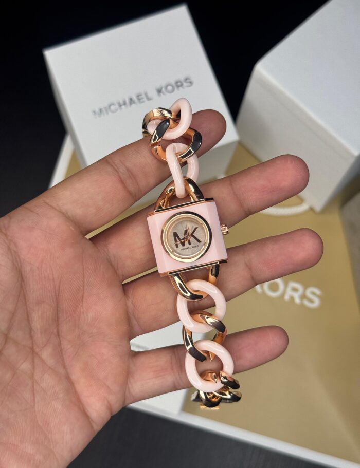 Michael Kors Watch in Nagpur at Zest Shop