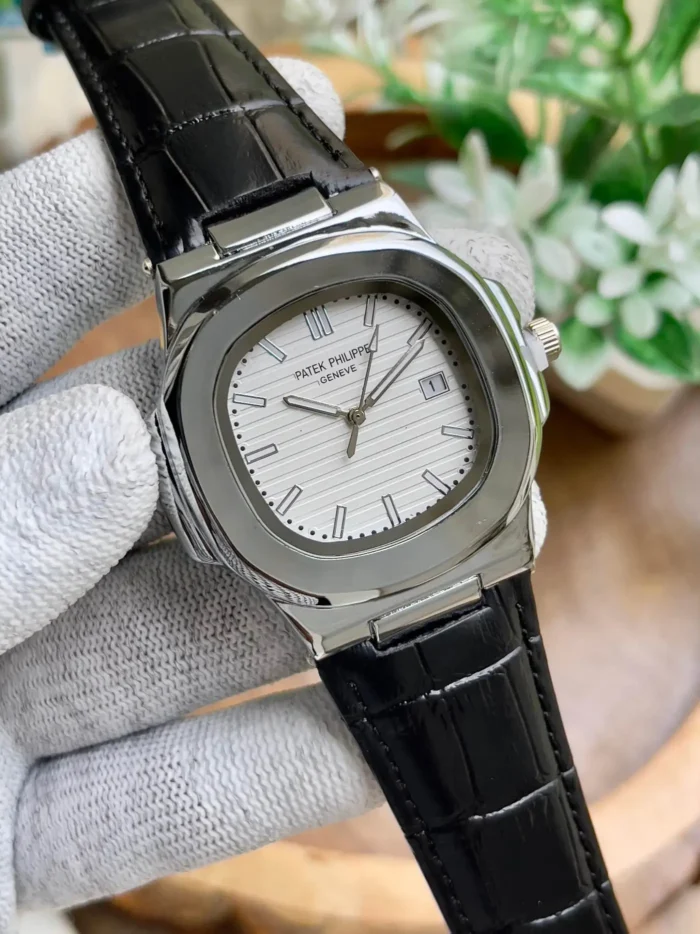 Patek Philippe First Copy Watch in Maharashtra at Borzia