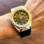 Hublot Black & Silver Premium Men’s Watch (39mm)